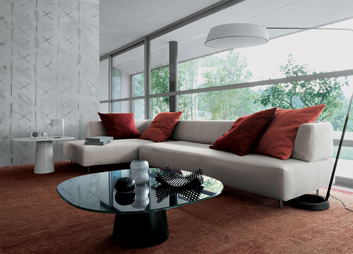 TOTEM Round glass coffee table
