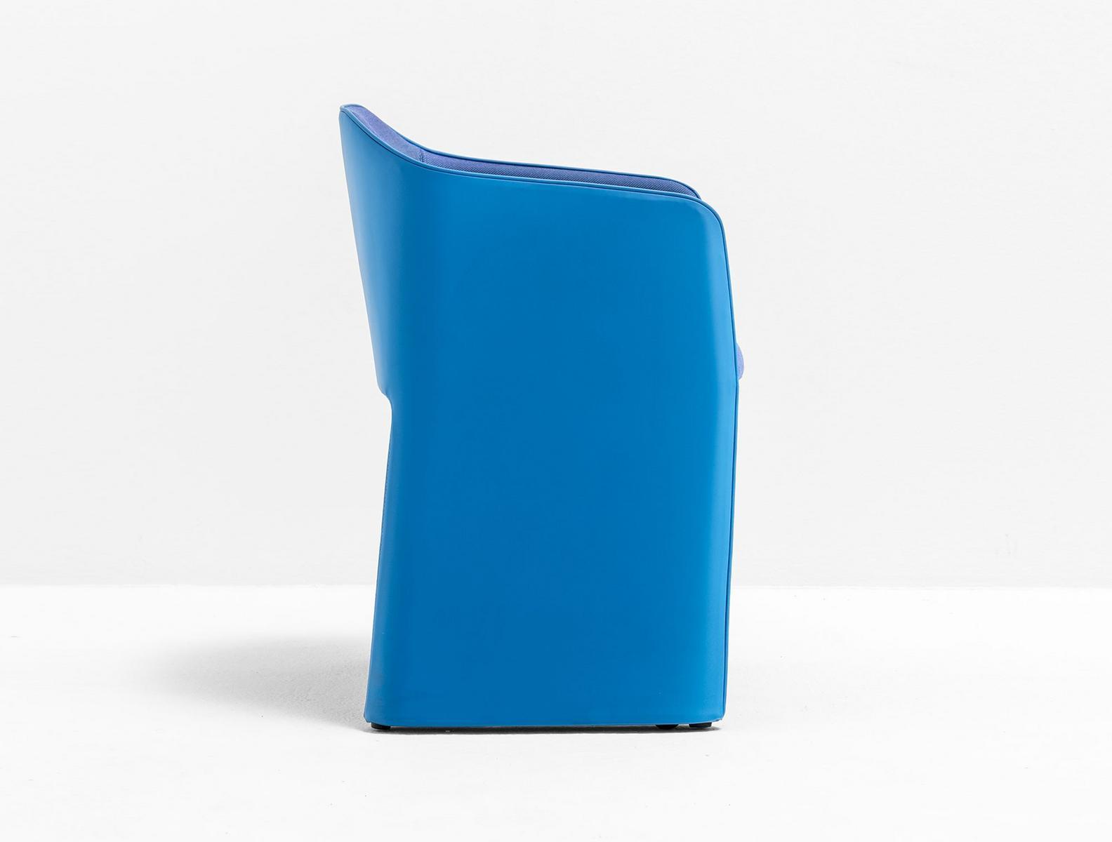 LAJA WINGS 889F Chair with castors