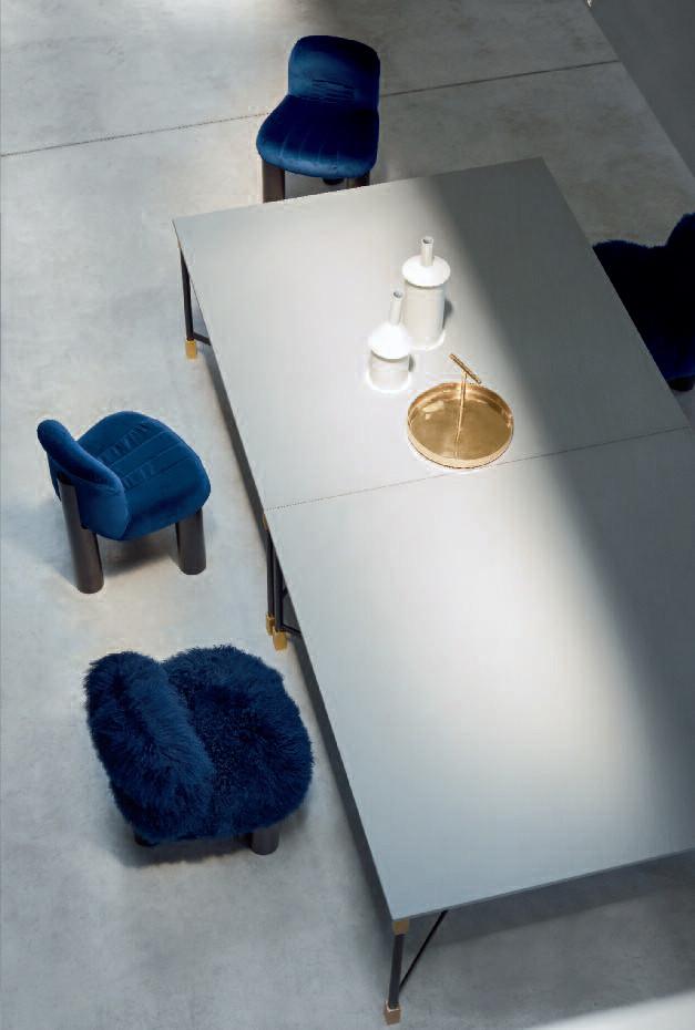 BOTOLO HIGH Upholstered fur easy chair