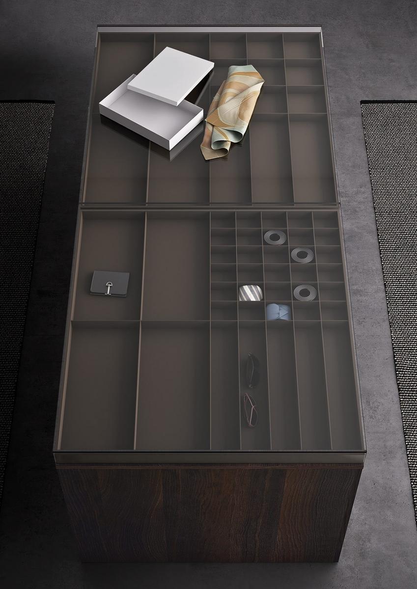 ISLAND Wooden walk-in wardrobe