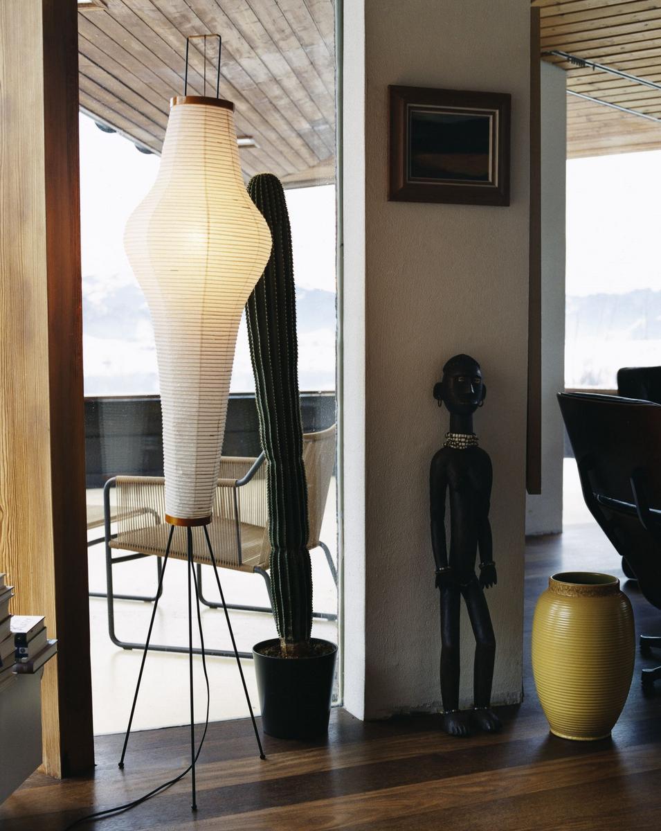 AKARI 14A Japanese paper floor lamp