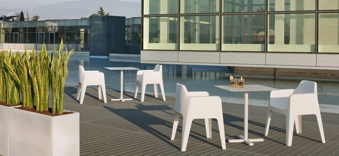 PLUS 630 Stackable polypropylene chair