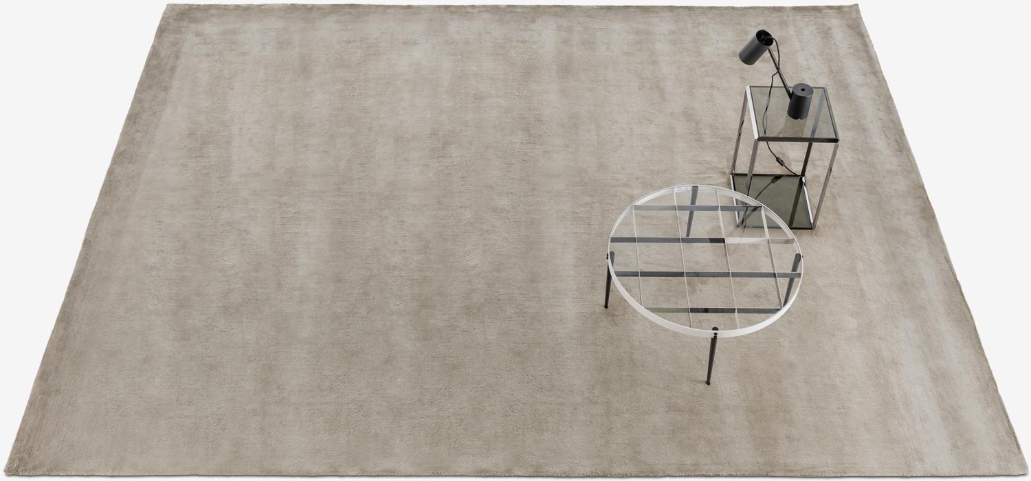 HEM BY G.T. DESIGN Handmade silk rug