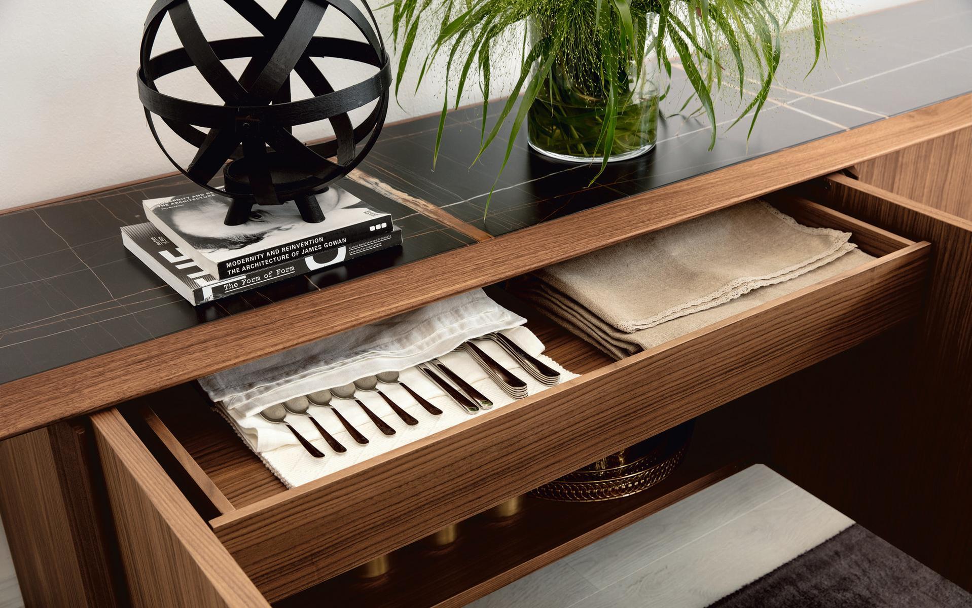 TAMOK Walnut sideboard with doors