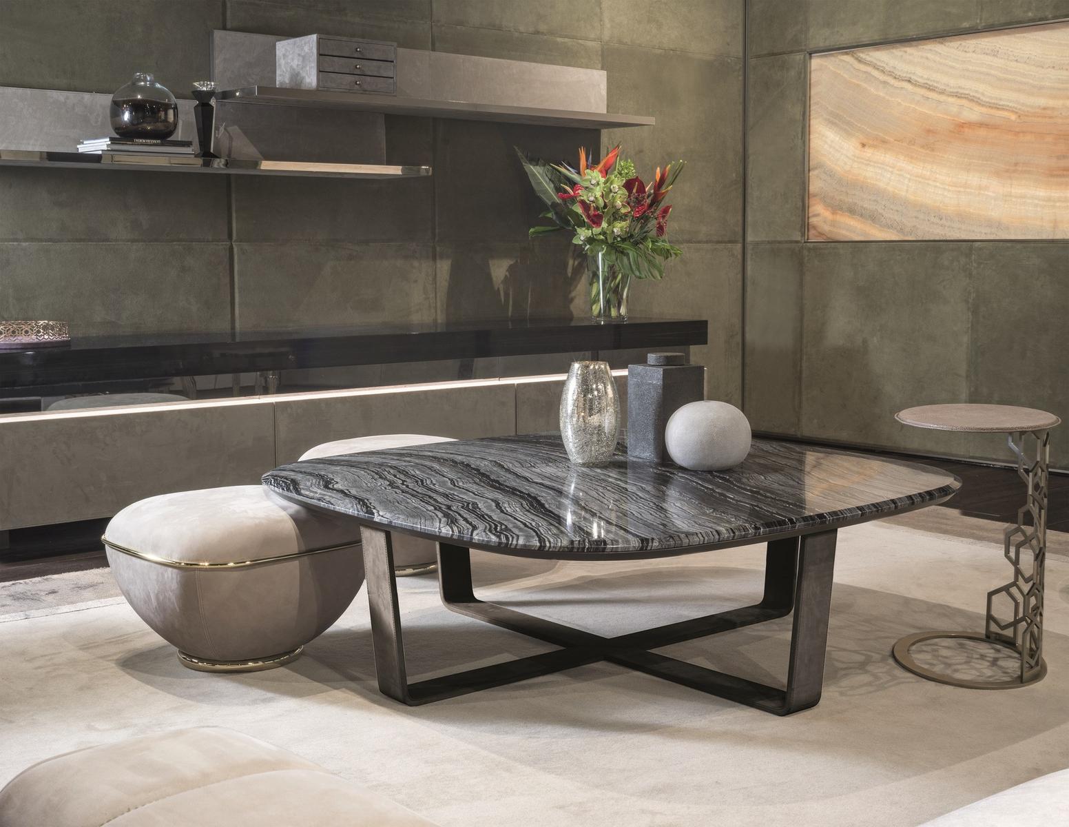 SIGMA Round leather pouf