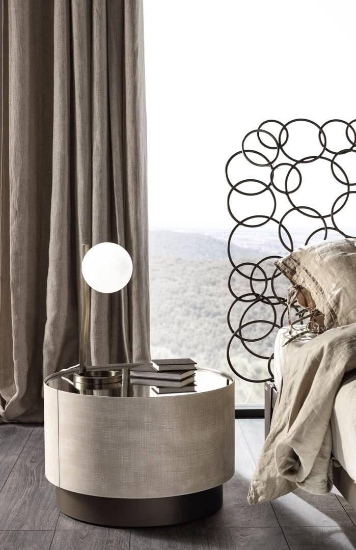 MIRTO Round metal bedside table with drawers