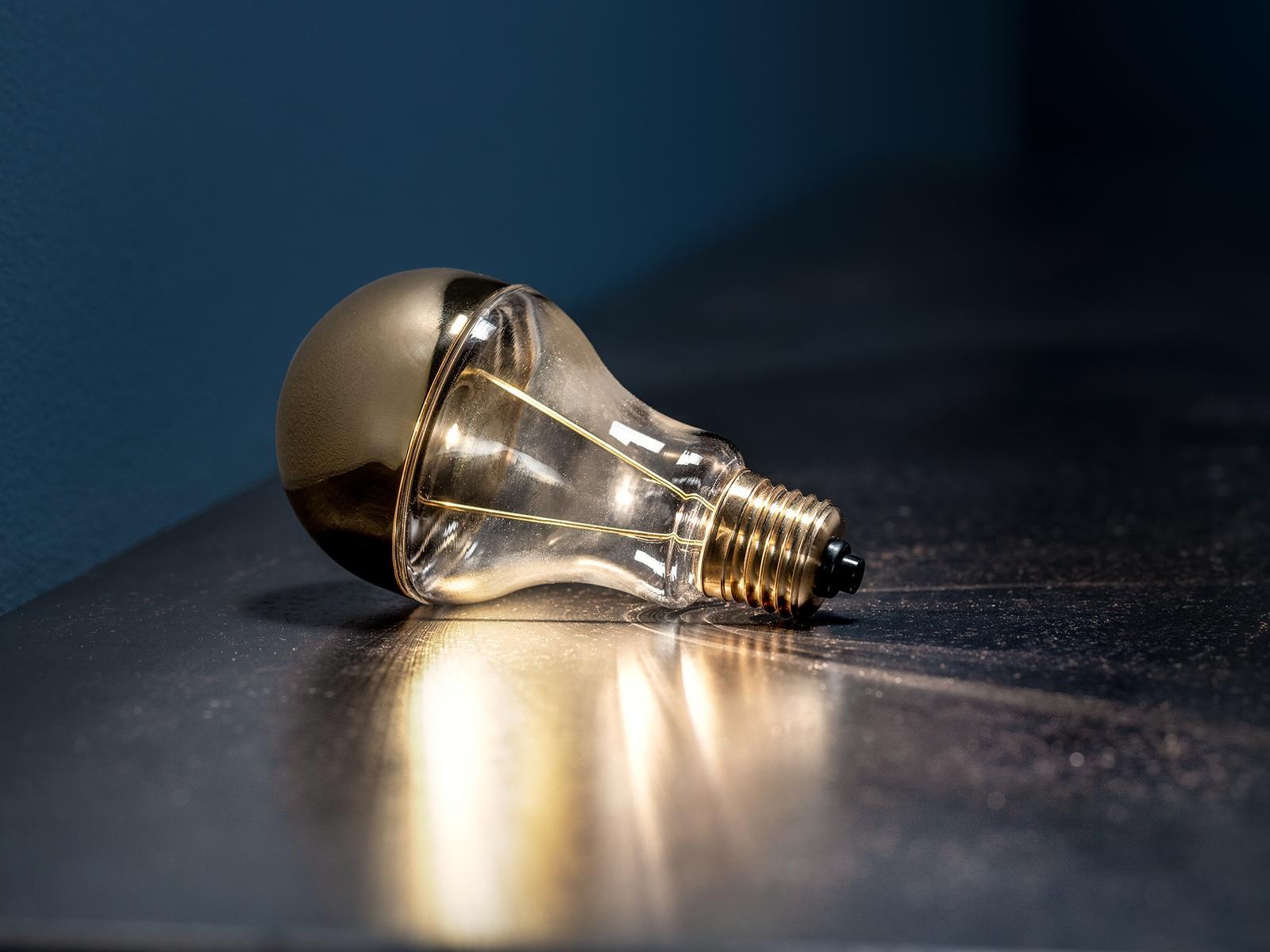 TRENTA LIMITED NUMBERED EDITION LED cordless table lamp