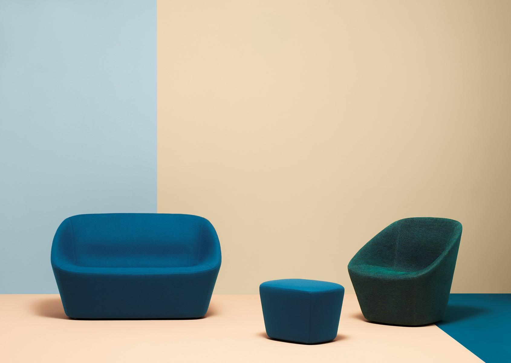 LOG 367 Upholstered fabric pouf