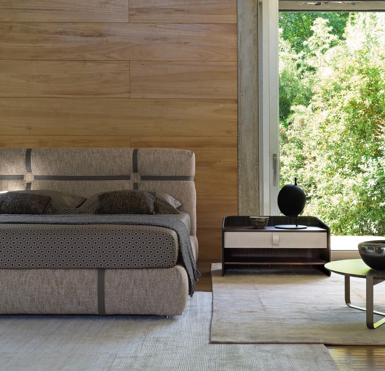 NEW BOND Upholstered leather double bed
