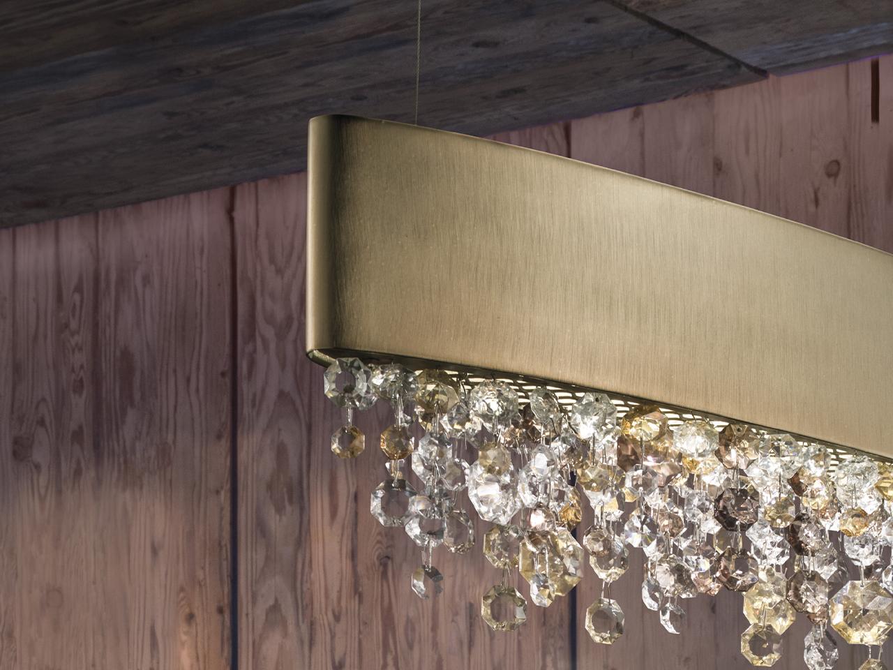 OLÁ S1 OV 30 LED metal pendant lamp with crystals