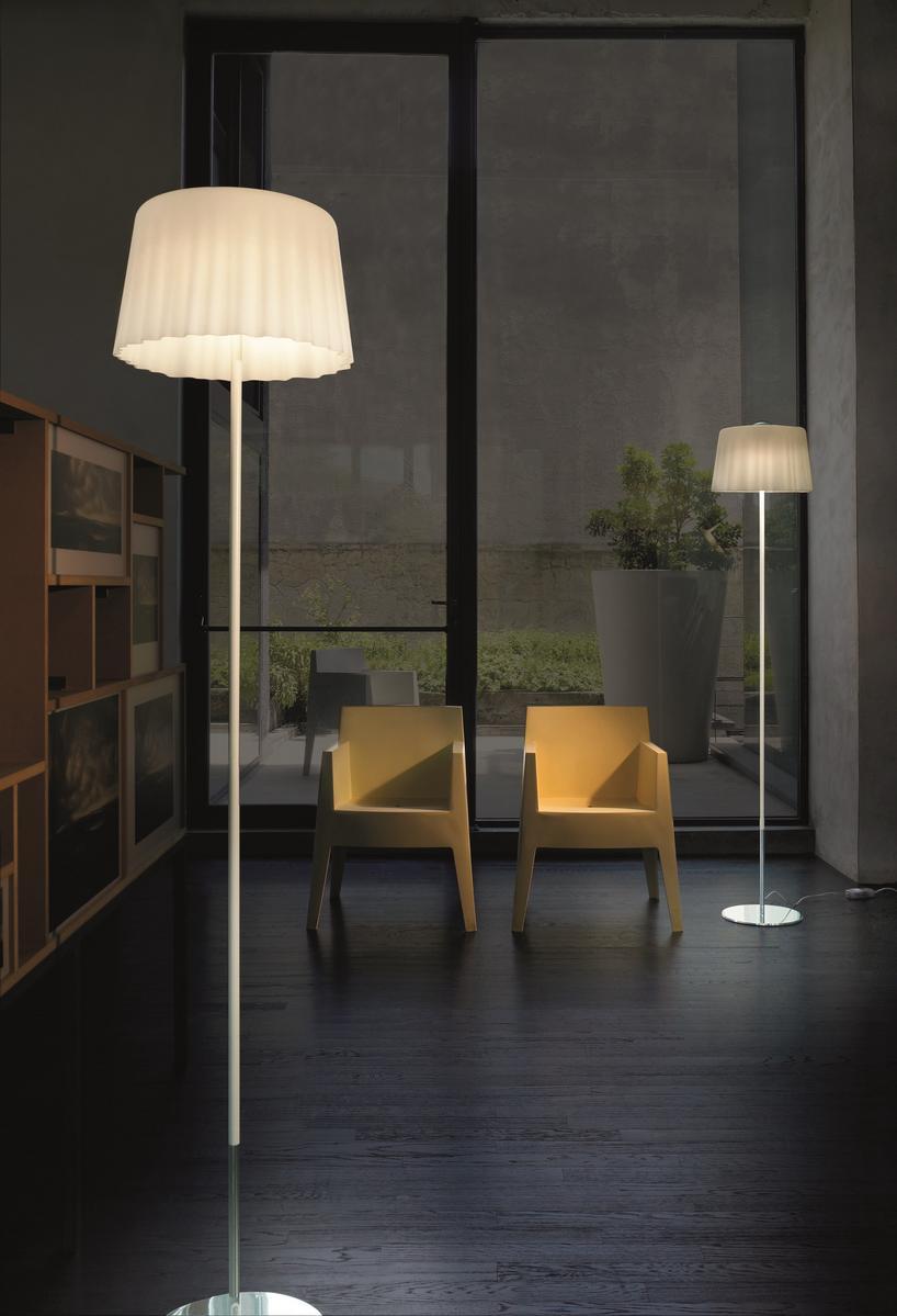 CLOTH PT Blown glass floor lamp