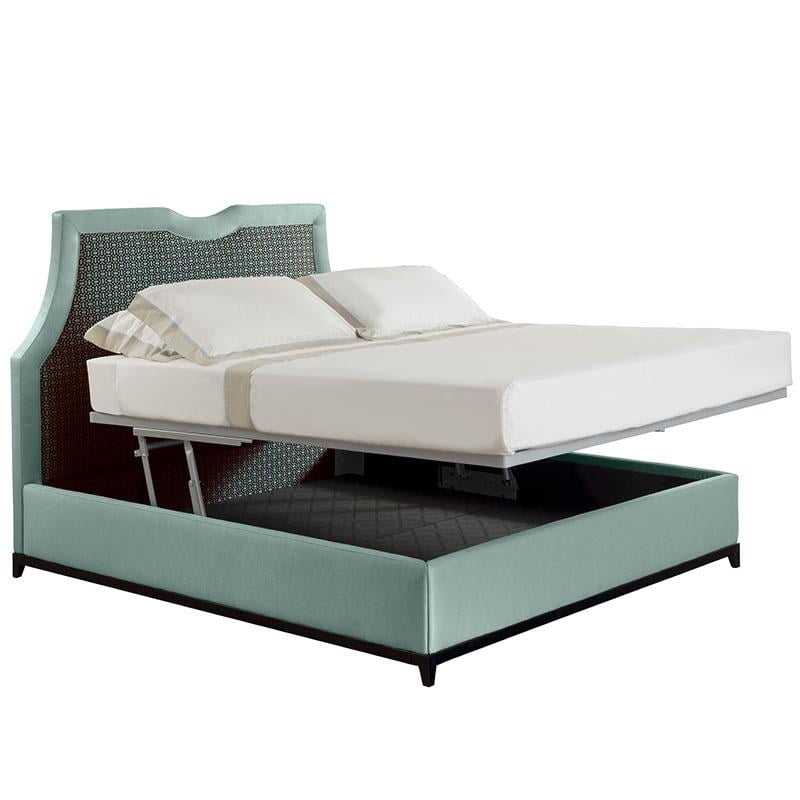 JOLO Lacquered bed with high headboard