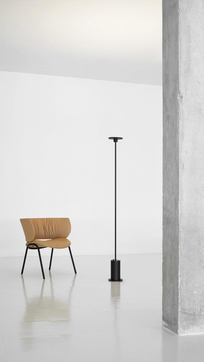 UP LED aluminium floor lamp with dimmer