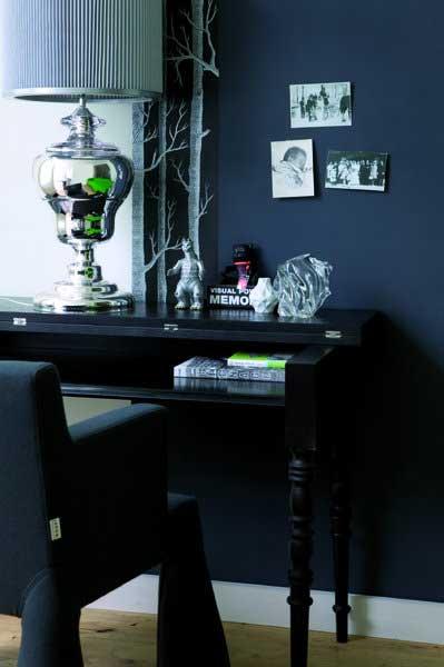 V.I.P. CHAIR Chair with armrests with castors