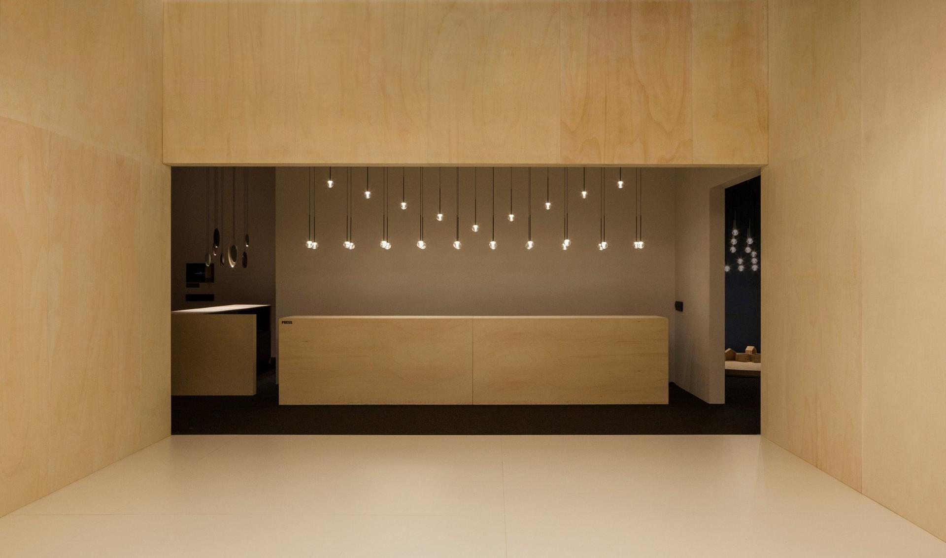 ALGORITHM LED blown glass pendant lamp