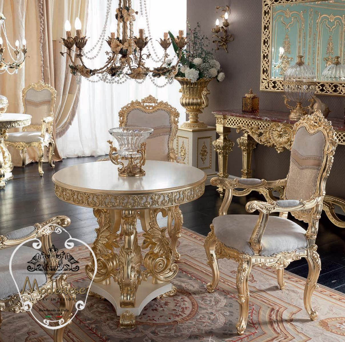 14102 Round wooden table