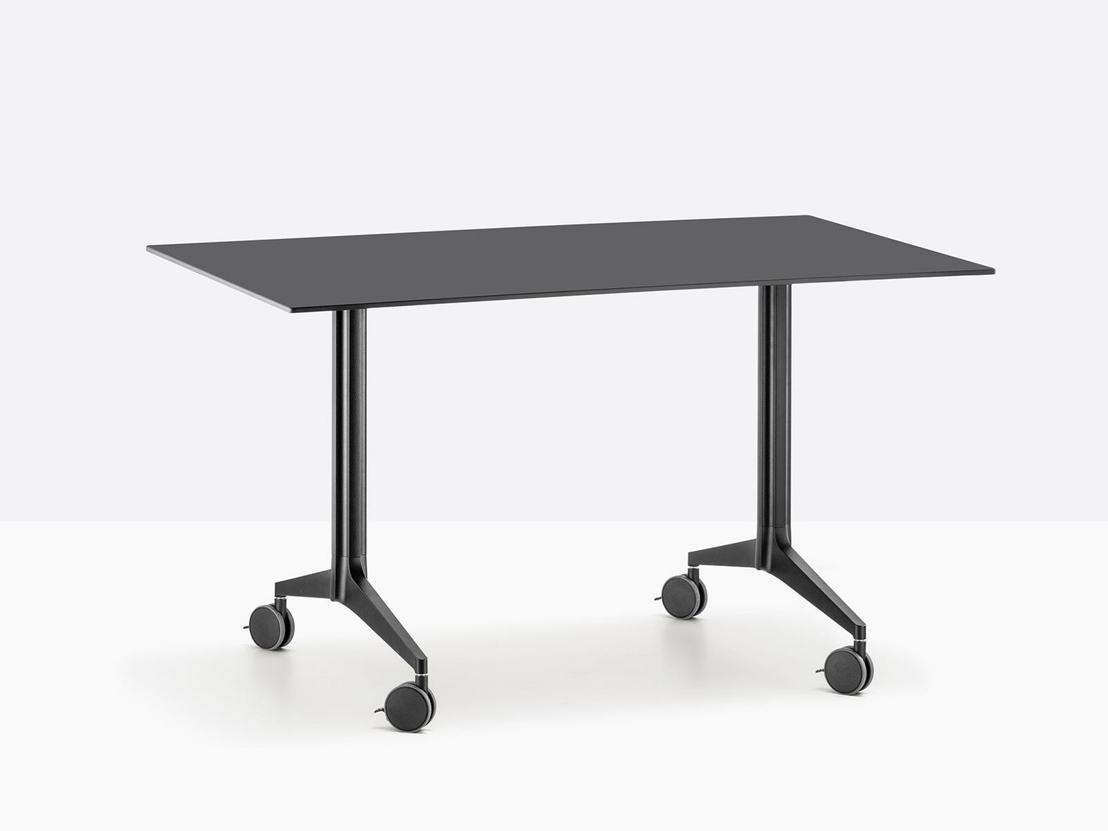 YPSILON TILTING Folding rectangular metal table with casters