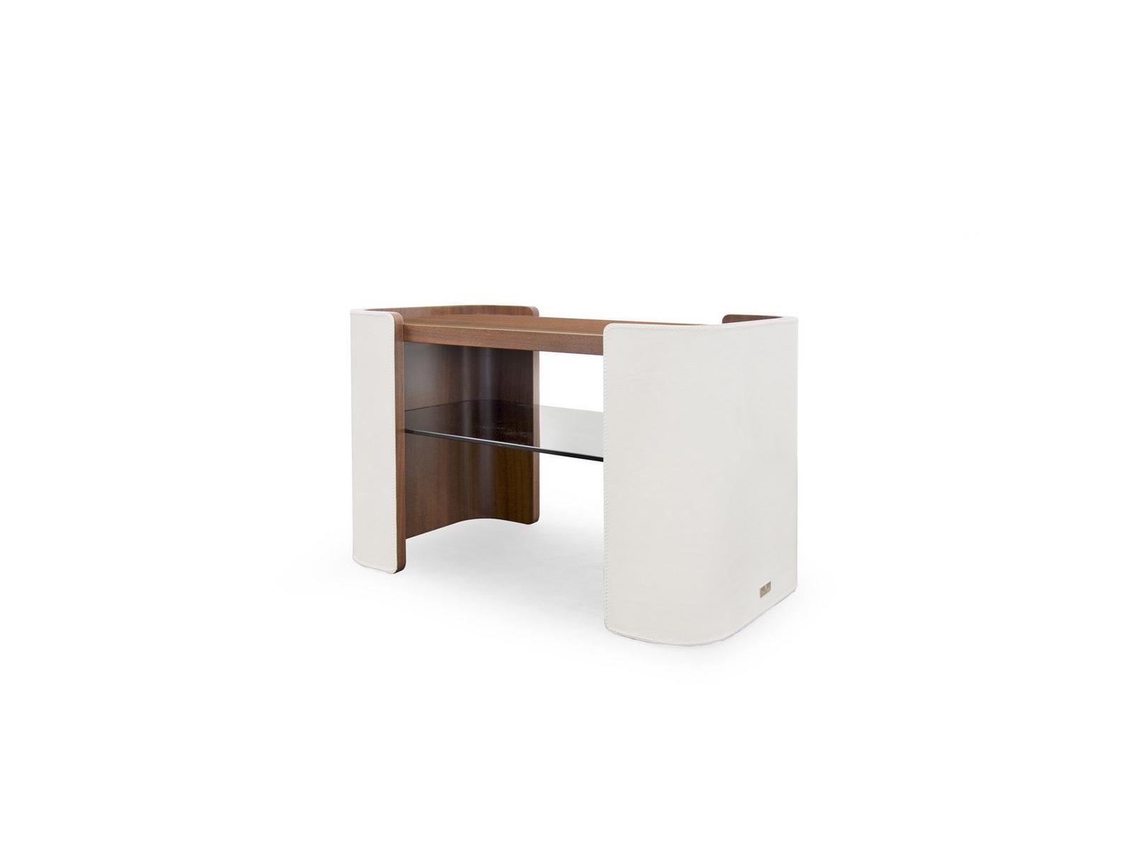 DOWNTOWN Leather bedside table
