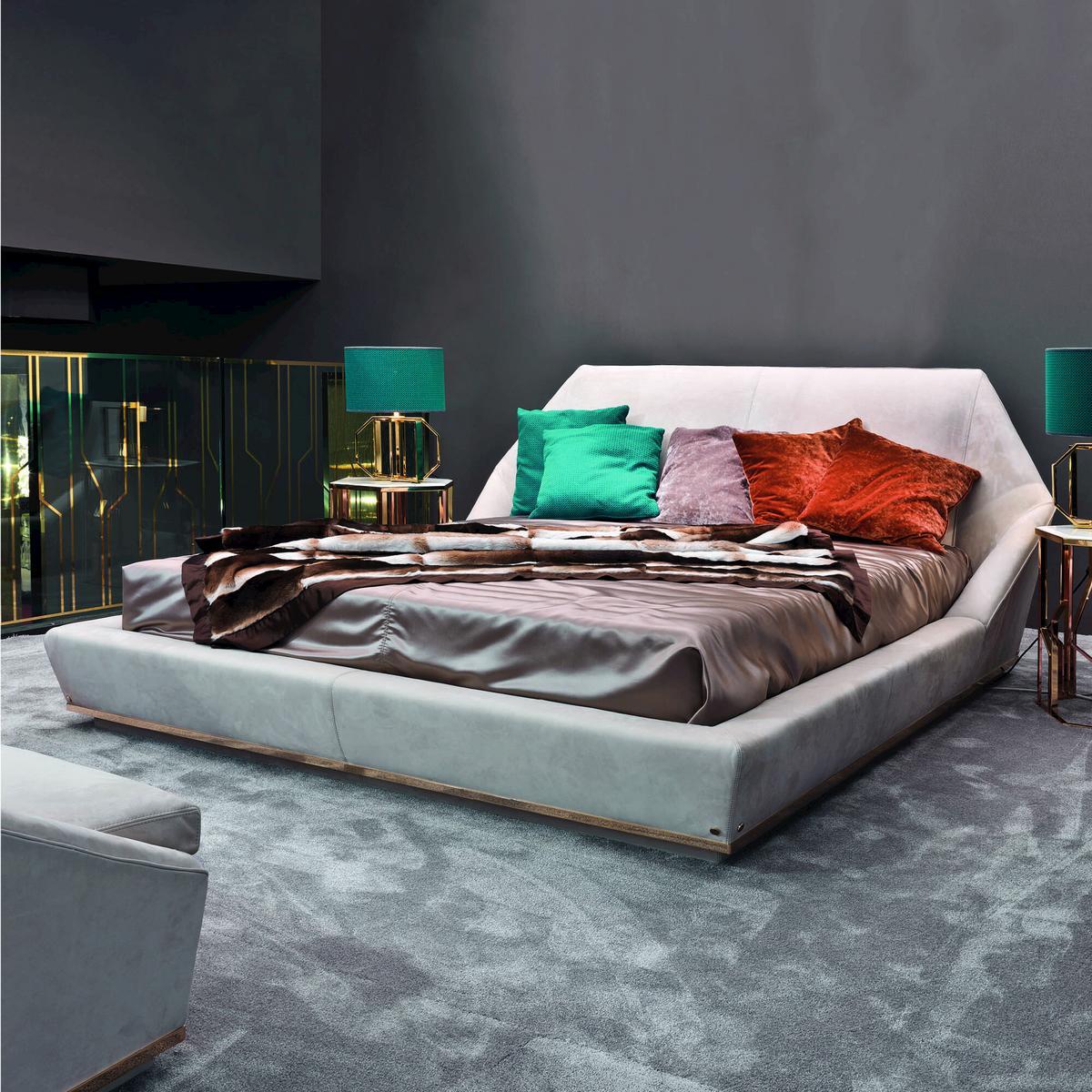 YUME Velvet bed with high headboard
