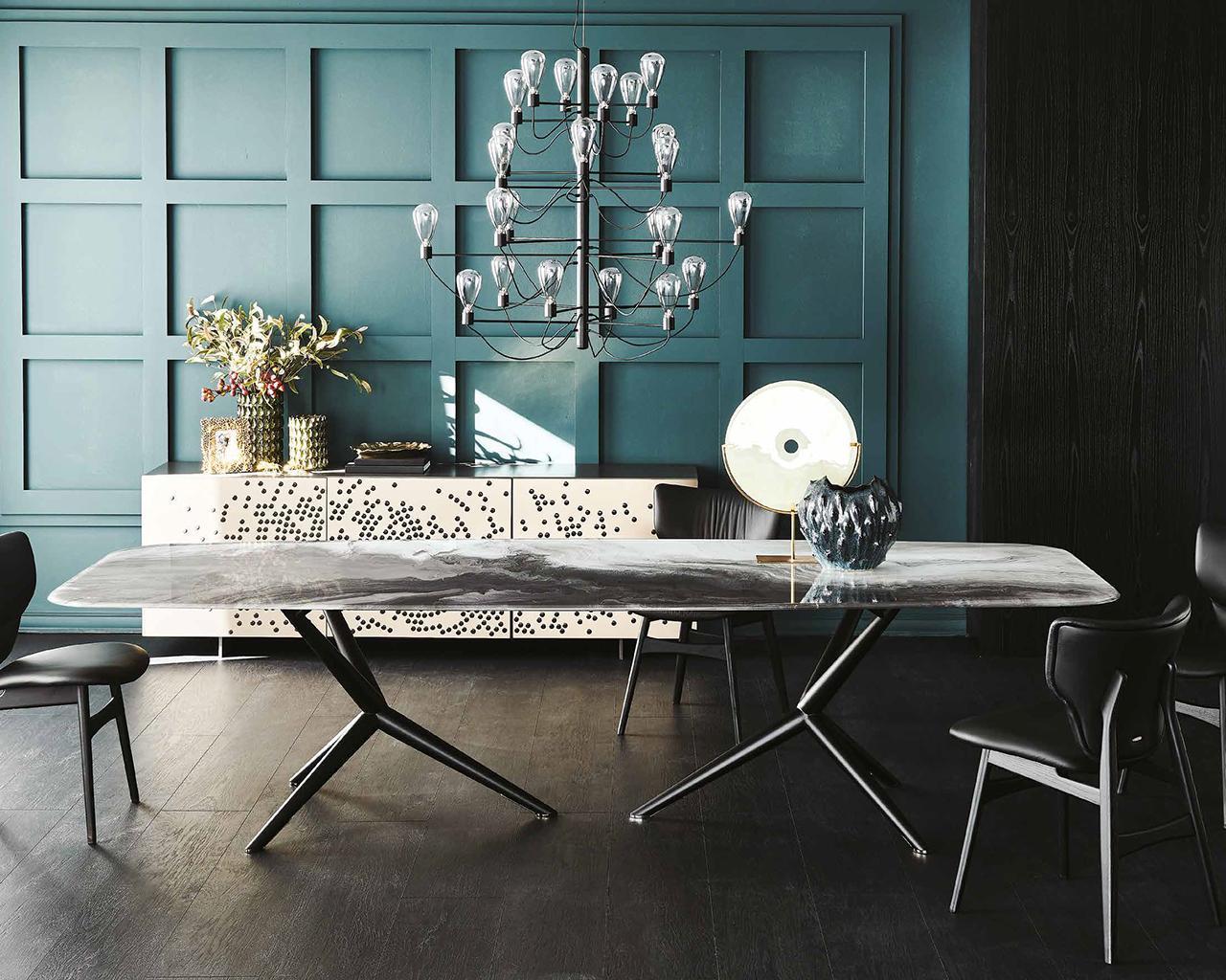 ATLANTIS Oval metal table