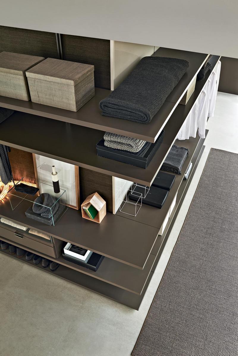 GLISS WALK-IN Sectional wood and glass walk-in wardrobe
