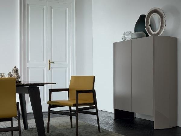 GIÒ Highboard with doors