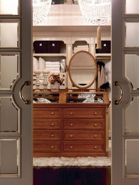 ROMANZA Custom wooden walk-in wardrobe