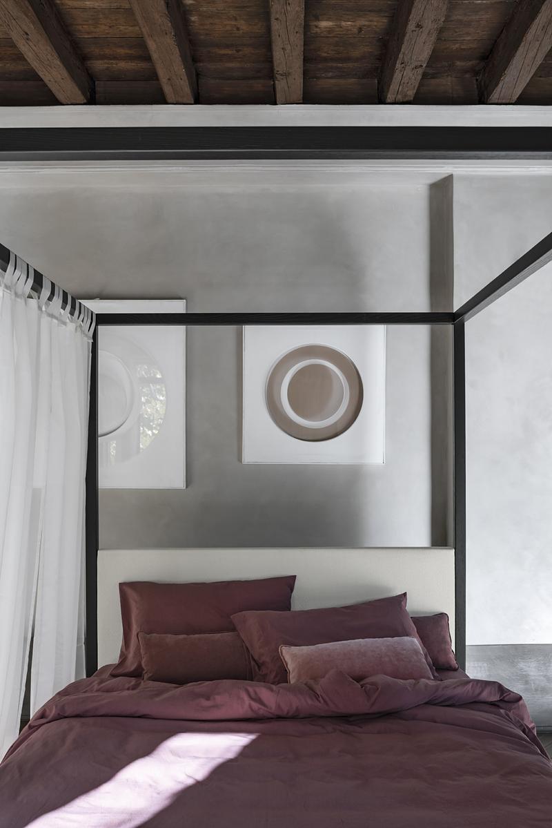 CEYLON Double bed