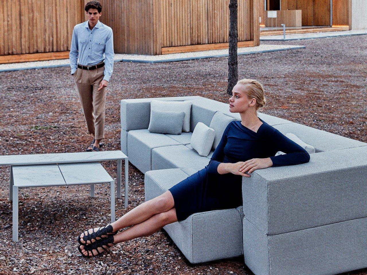 TABLET Sectional fabric garden sofa