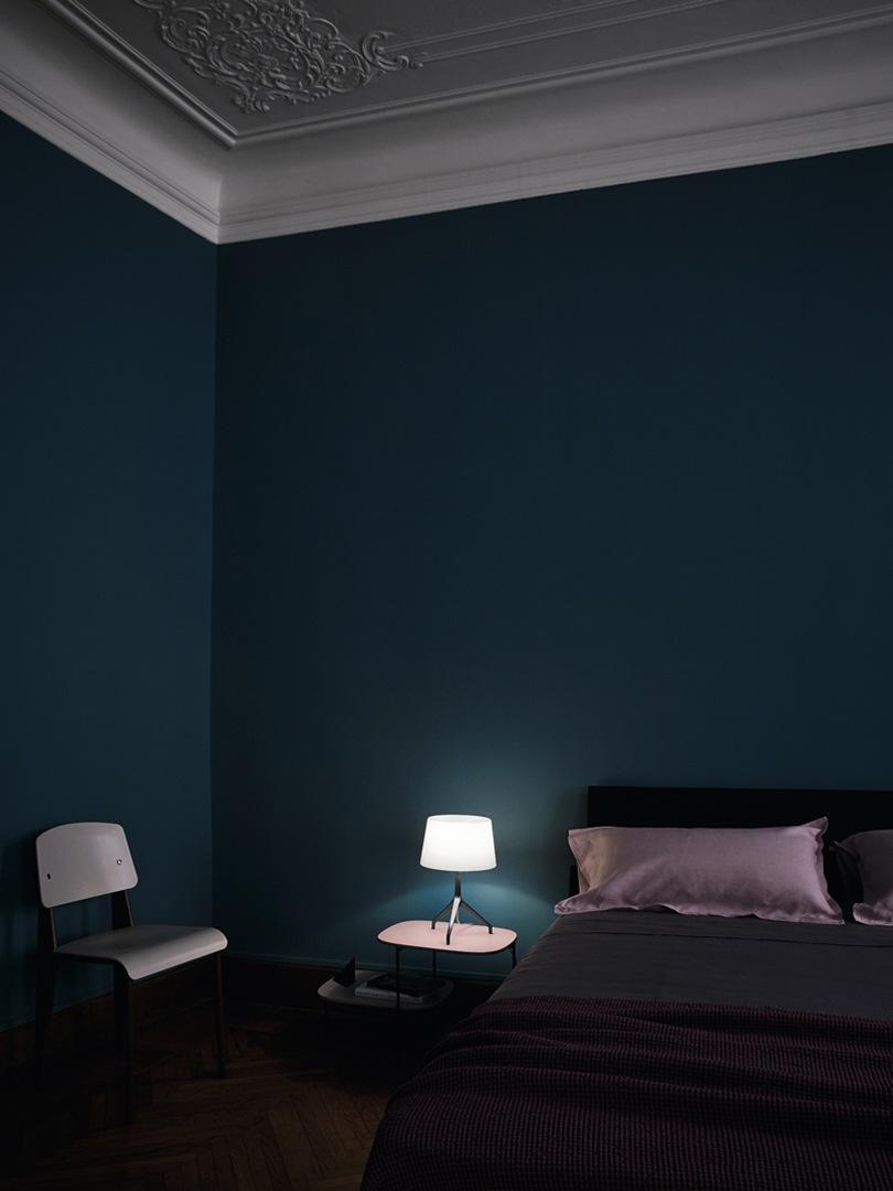 LUMIERE Plastic table lamp