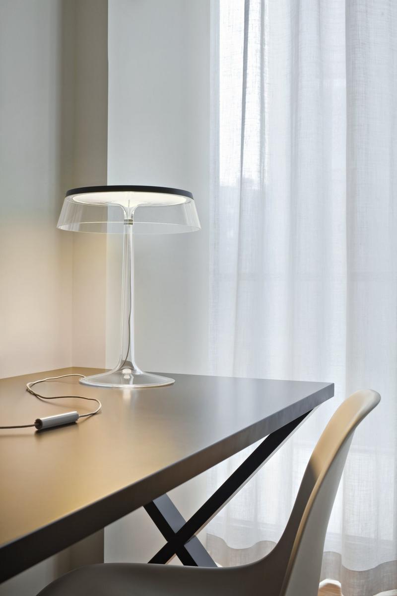 BON JOUR LED PMMA table lamp