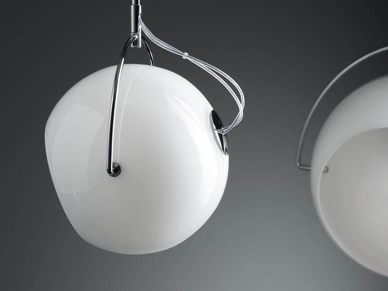 BELUGA WHITE Chrome plated pendant lamp