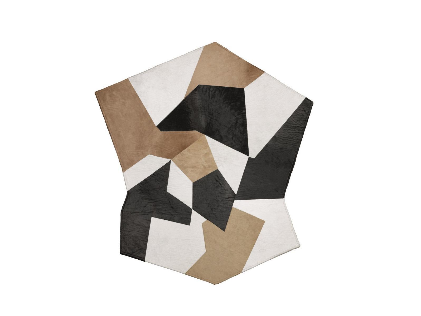 D.754.1 Leather rug