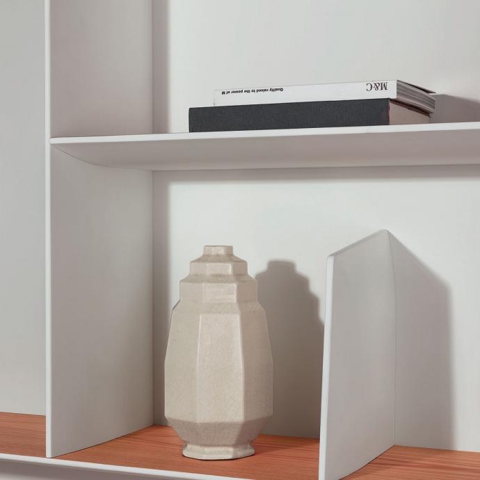 D.357.1 Open wall-mounted multi-layer wood bookcase