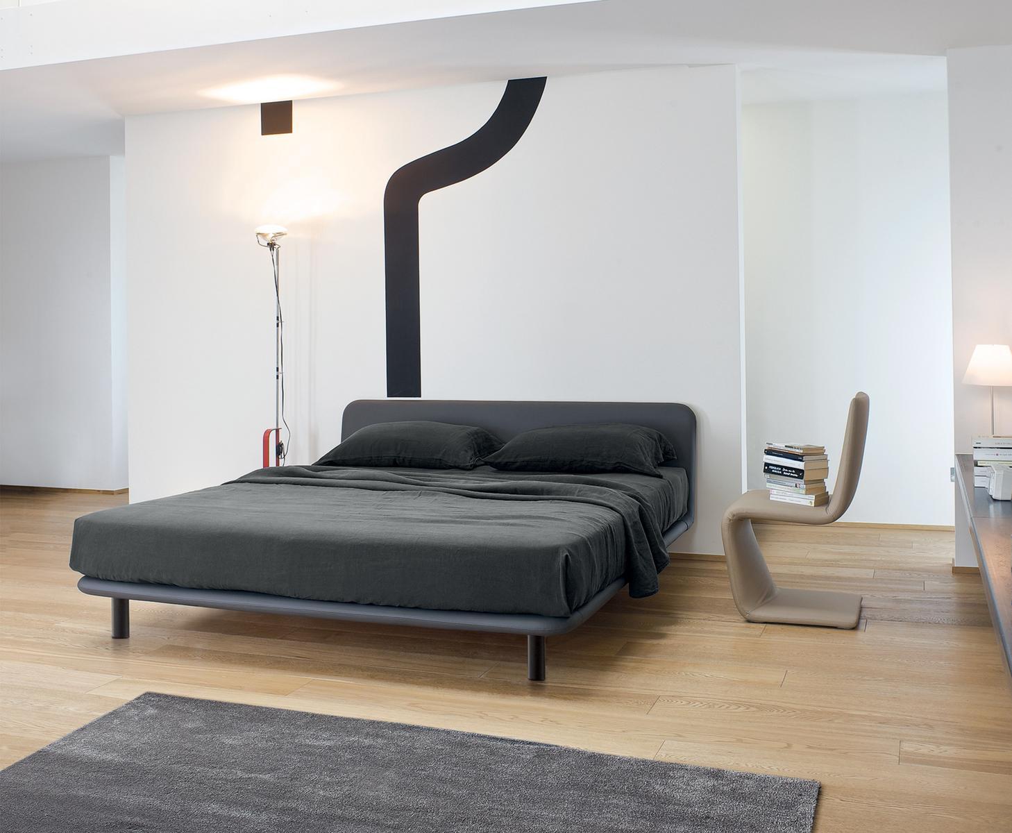 GIOTTO Swivel upholstered bed