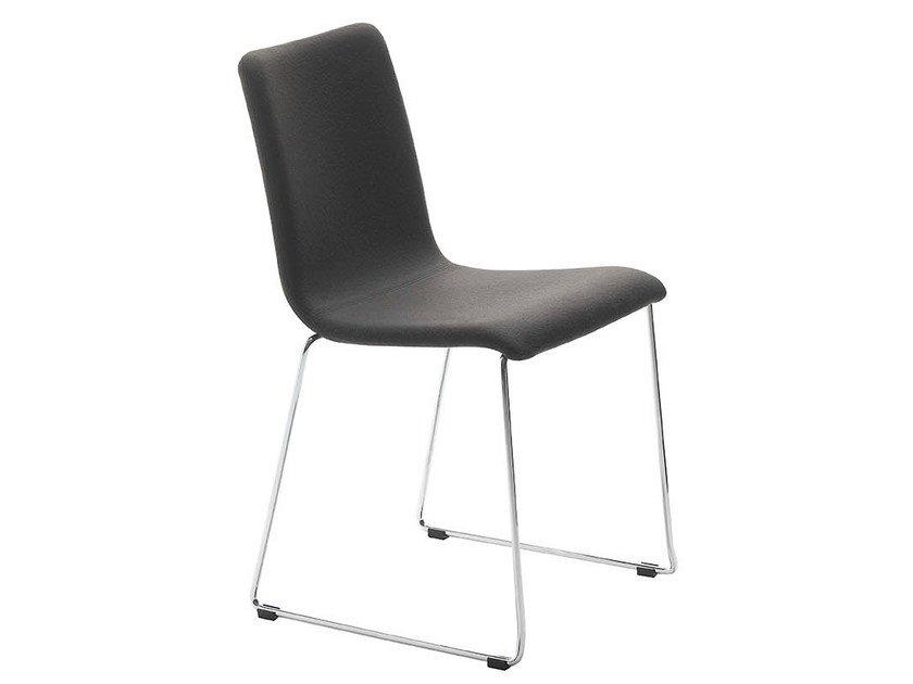 PASSPARTOUT Sled base upholstered chair