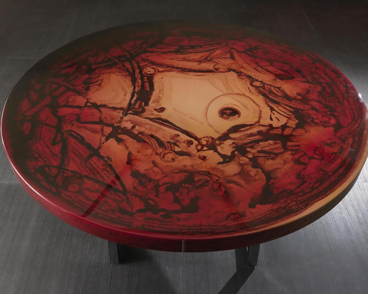 DECORO Round marble table in a luxury style