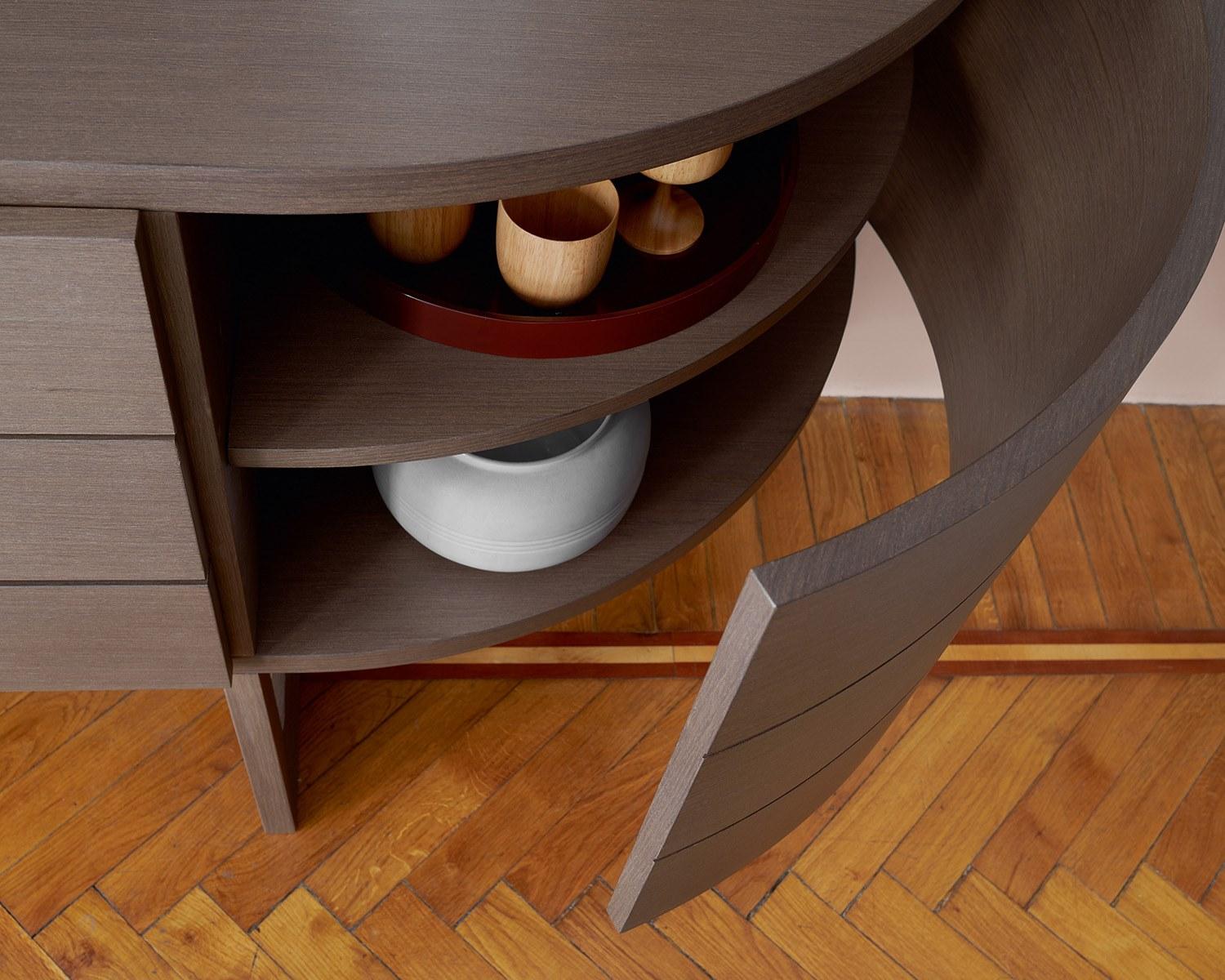 DIVA Oak sideboard