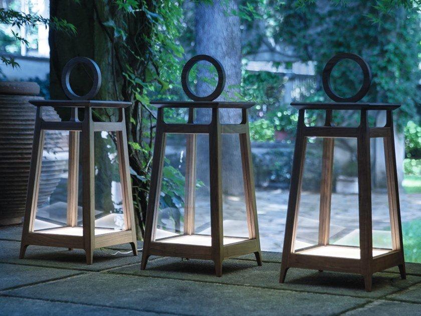 AMARCORD Walnut floor lamp