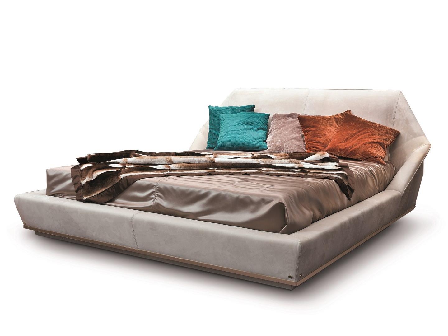 YUME Velvet bed with high headboard