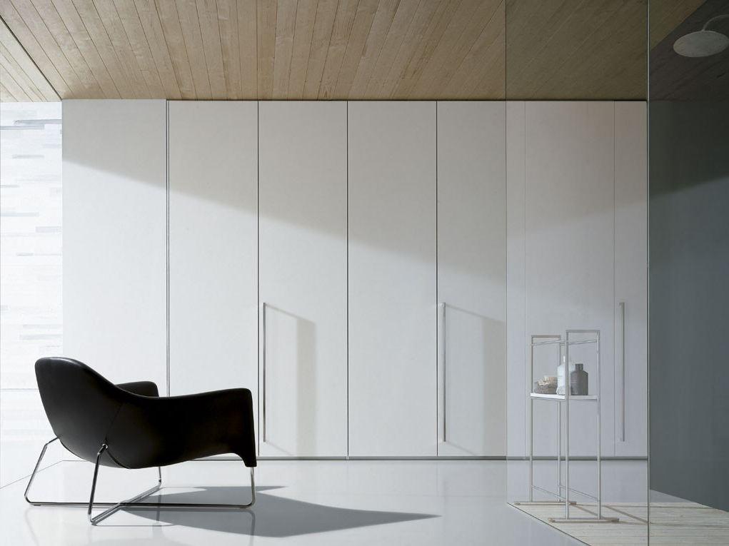 ARTIK Built-in wooden wardrobe
