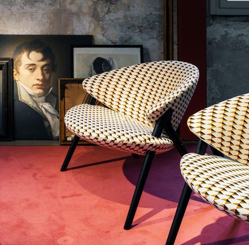OLIVA Fabric easy chair with removable cover