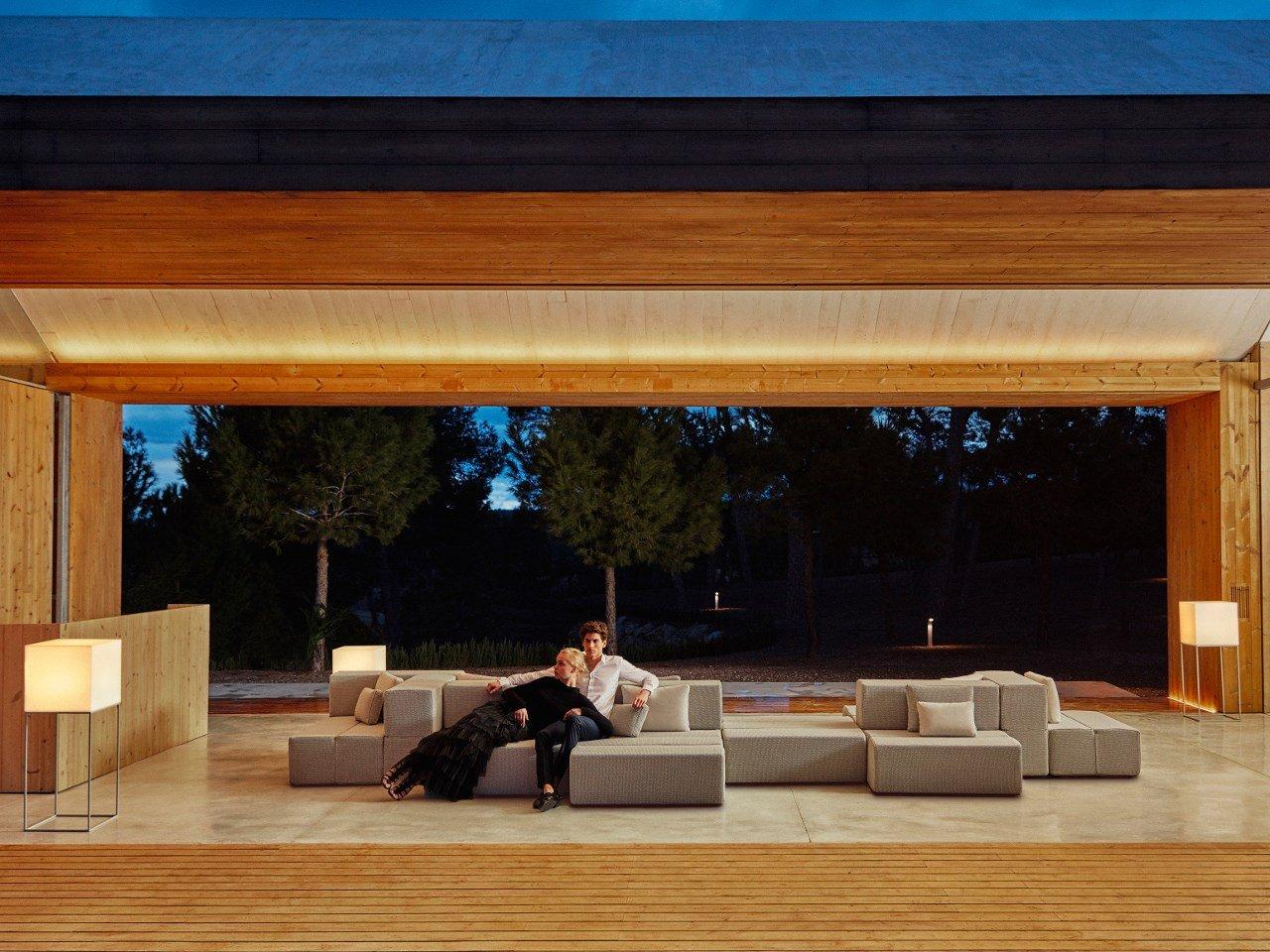 TABLET Sectional fabric garden sofa