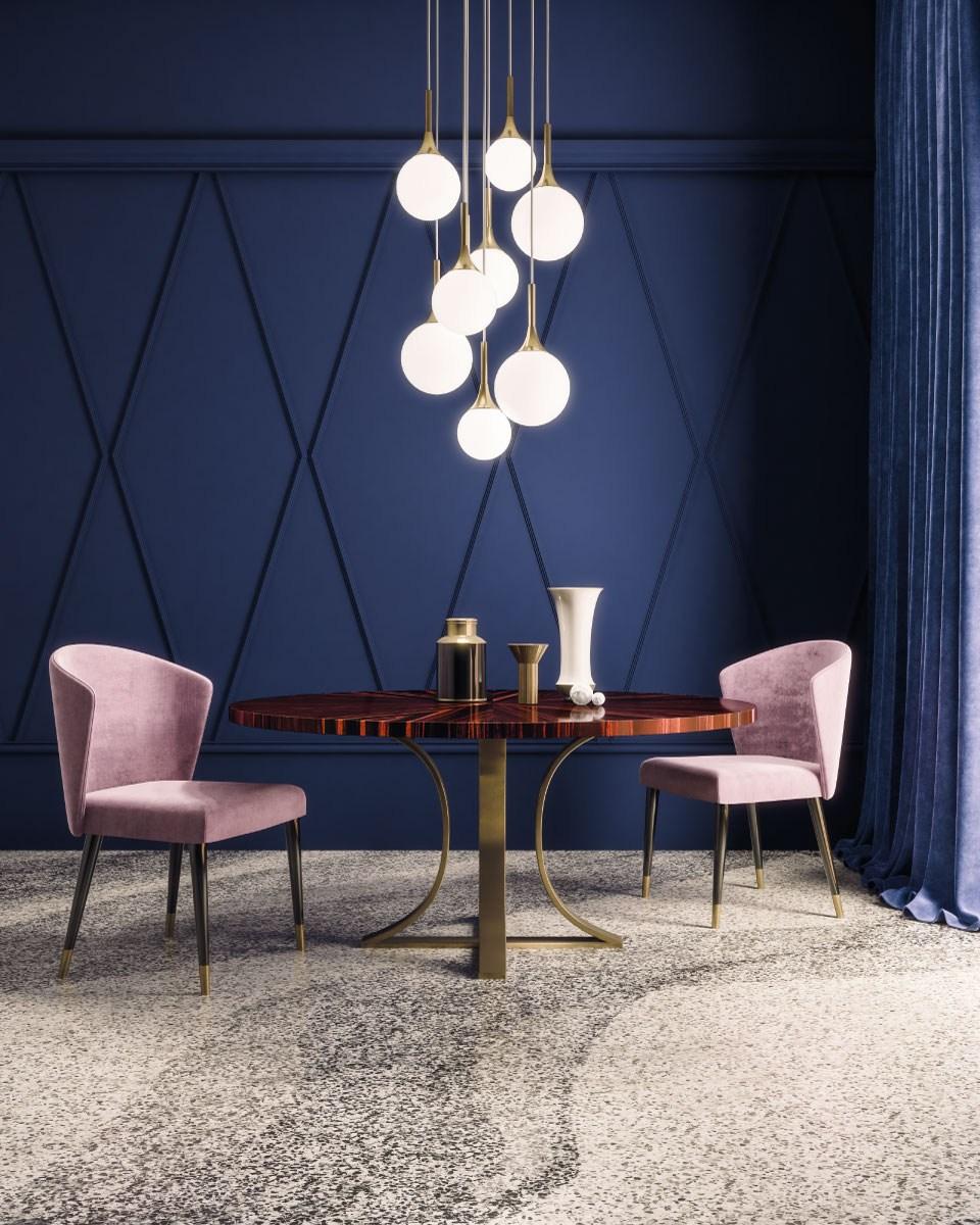 MUST T Round wooden dining table