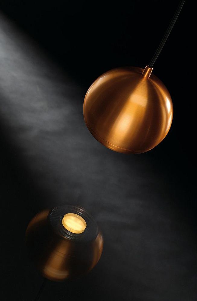 LIGHT EYE Steel pendant lamp in a contemporary style