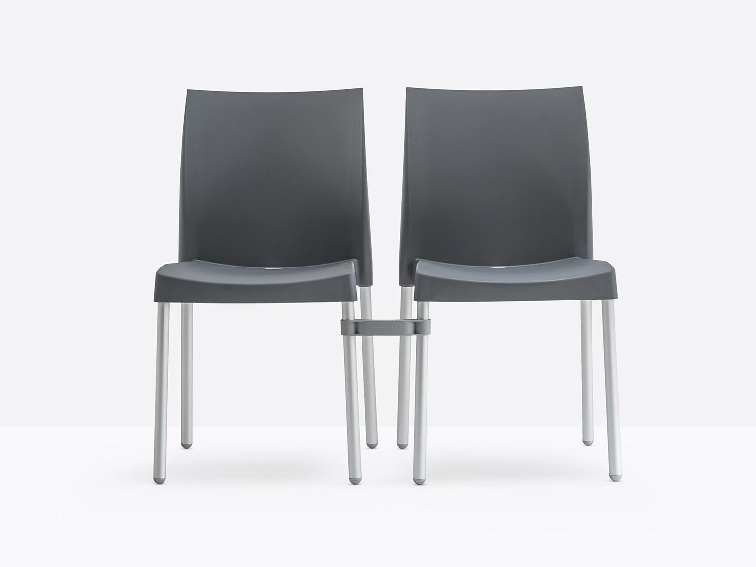 ICE 800 Stackable polypropylene chair