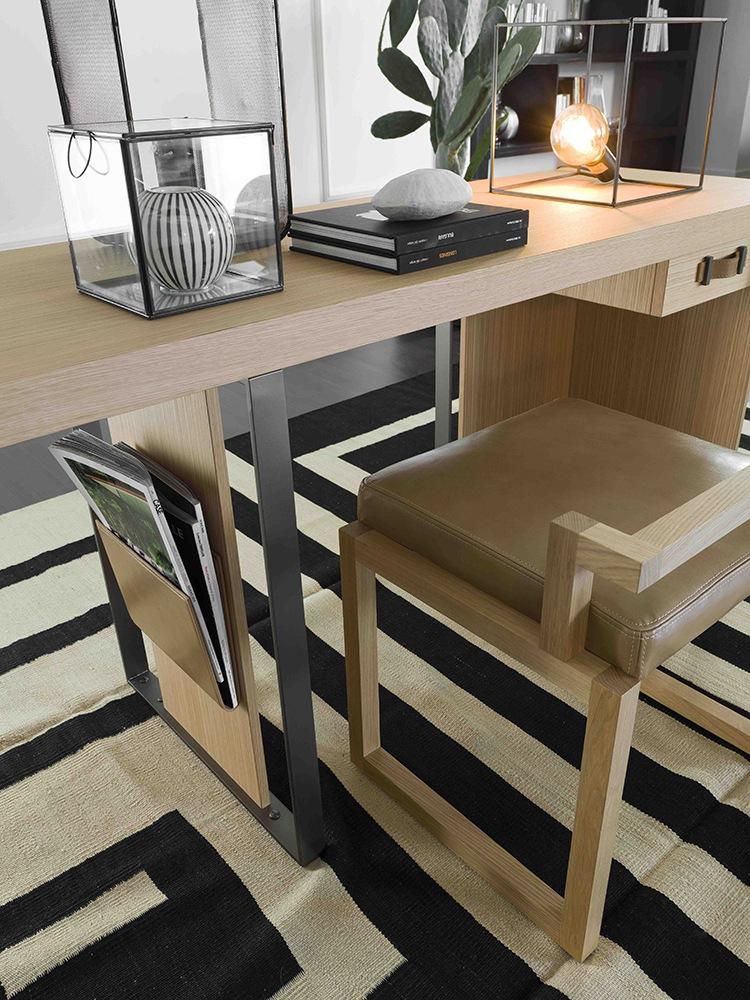 LUCY Nabuk chair