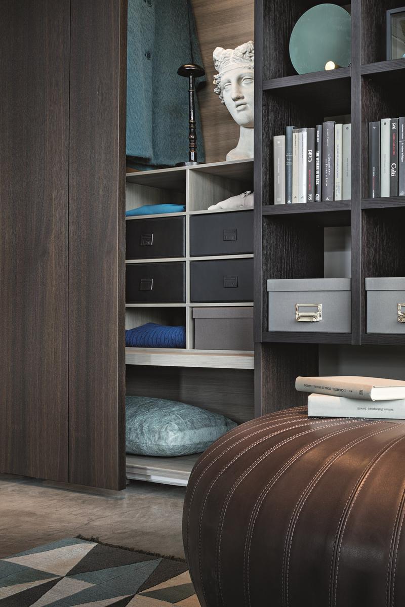 NAICA Wardrobe with coplanar doors custom