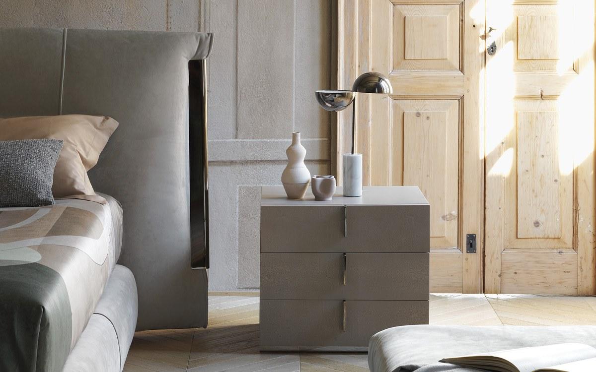 ARI Bedside table with drawers