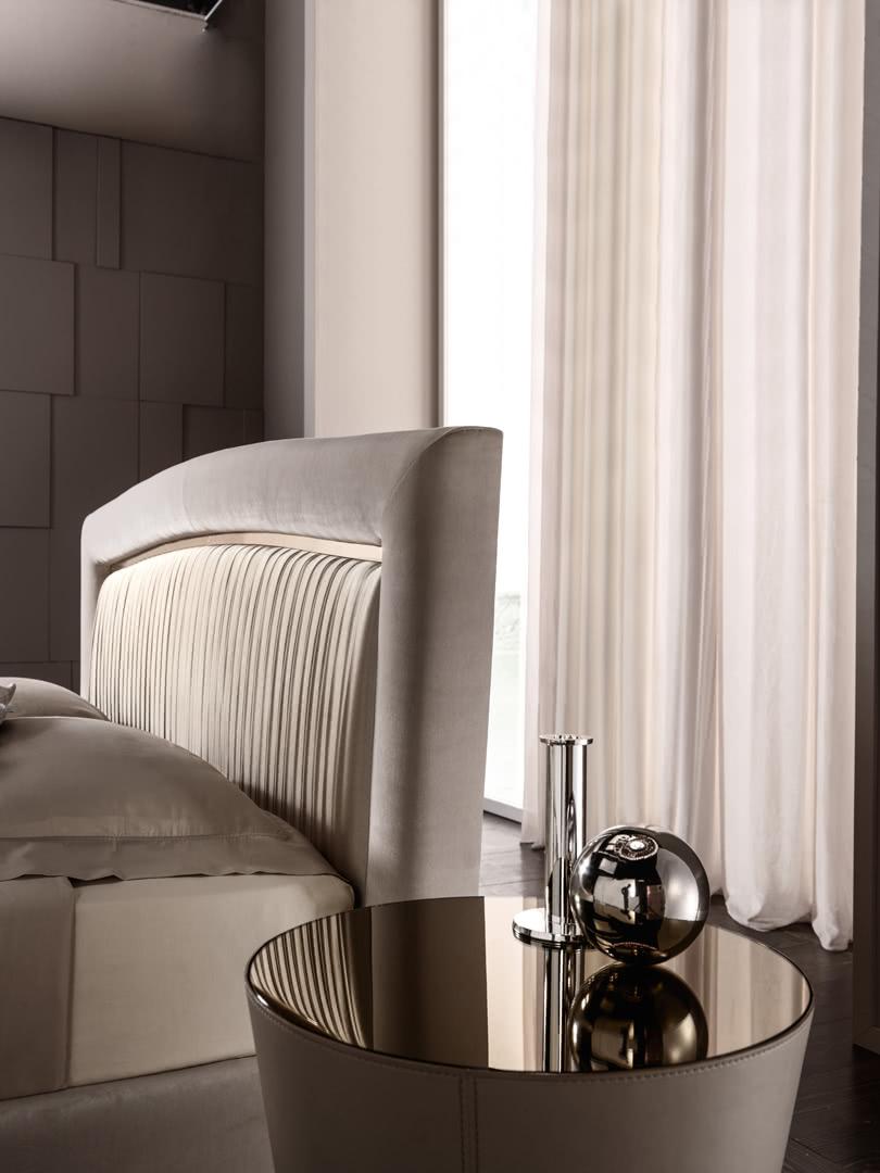 PORTOFINO PLISSÈ Upholstered velvet double bed